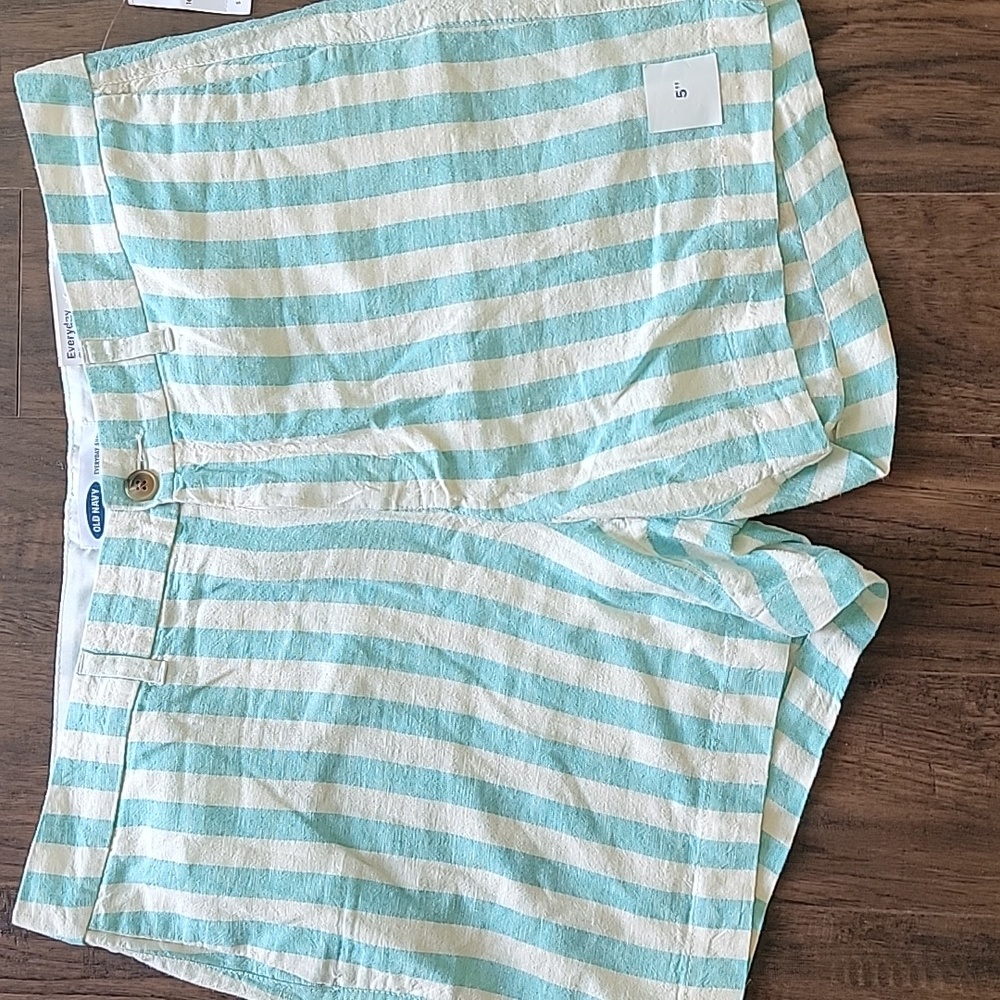NWT Striped linen shorts